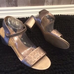 Naturalizer Caitlyn bronze metallic block heel sandals